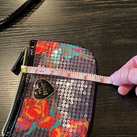BOTH OF THESE Betsey Johnson wristlet and bag Both perfect condition!! - Picture 16 of 16